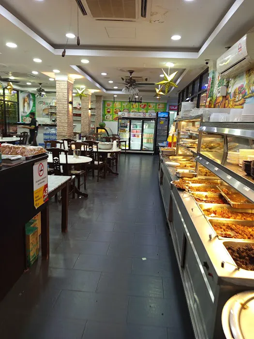 Pearl Point Shopping Mall Picture 2