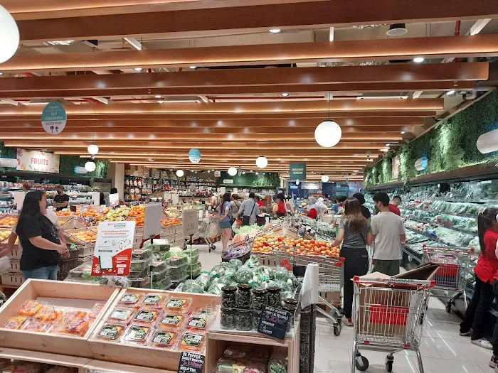Pearl Point Shopping Mall Picture 6