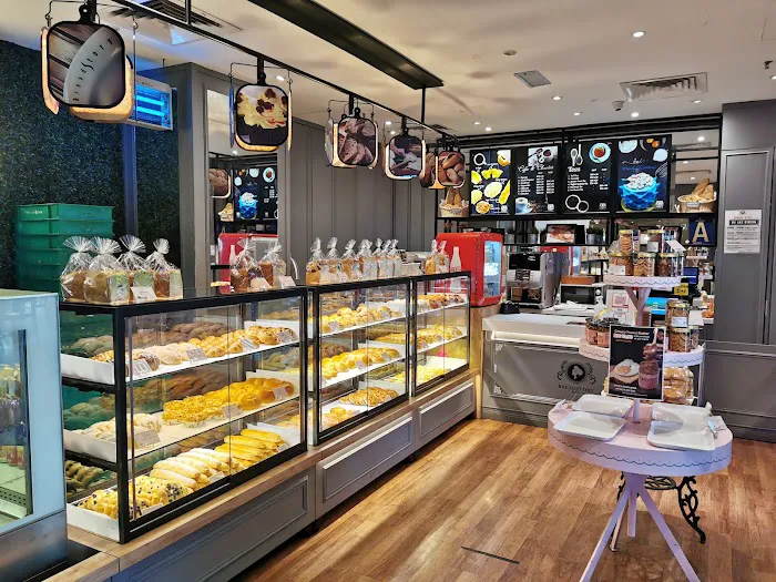 Pearl Point Shopping Mall Picture 10