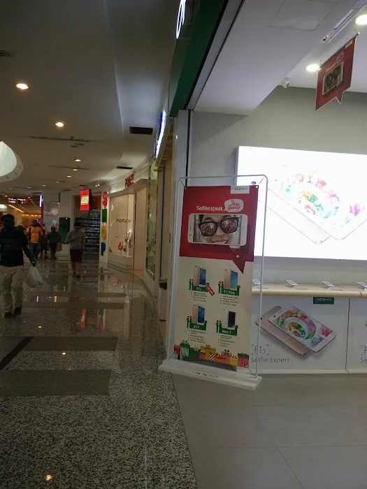 OPPO Empire Mall Concept Store Picture 2