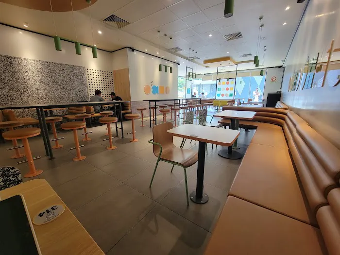 McDonald's Petronas Taman Melati DT Picture 6