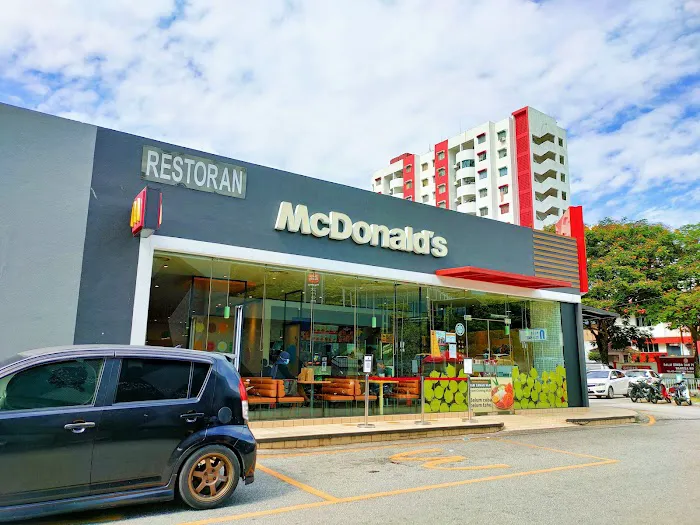 McDonald's Petronas Taman Melati DT Picture 5