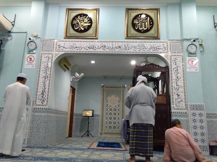 Al-Madaniah Subang Jaya Mosque Picture 10