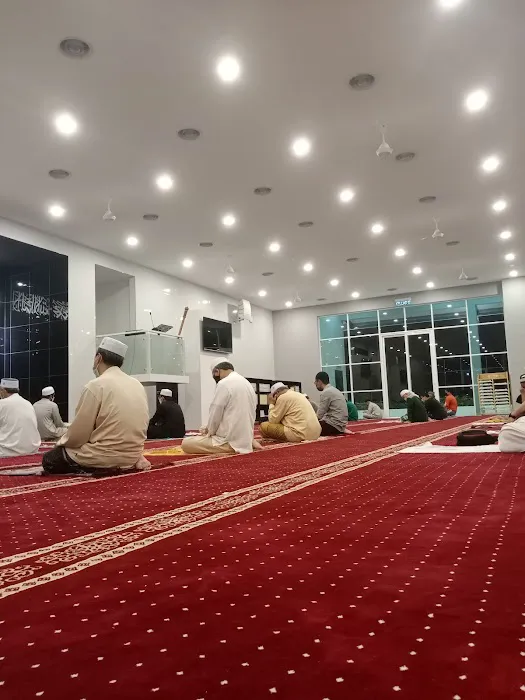Al-Madaniah Subang Jaya Mosque Picture 2