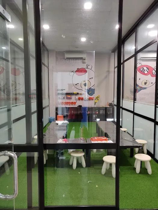 MY Art Studio HQ Picture 4