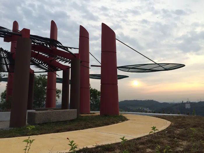 Puncak Jalil Recreation Park Picture 2