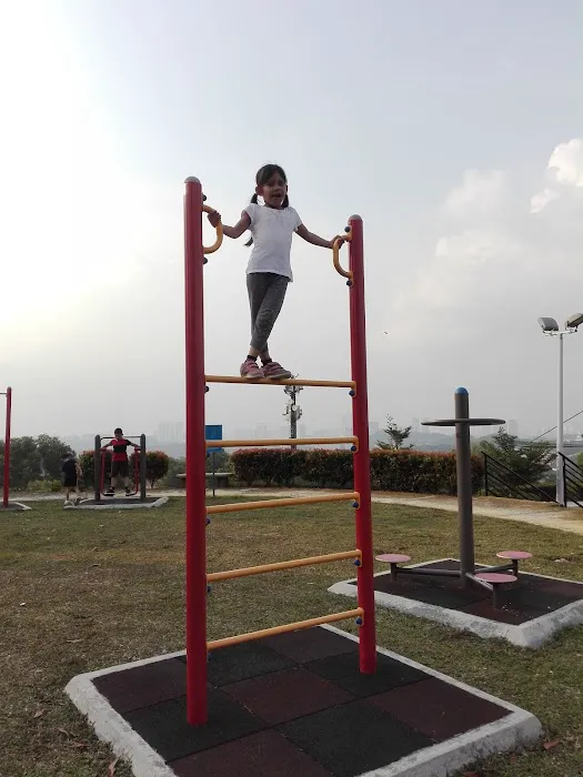 Taman Puncak Jalil Recreation Park Picture 6