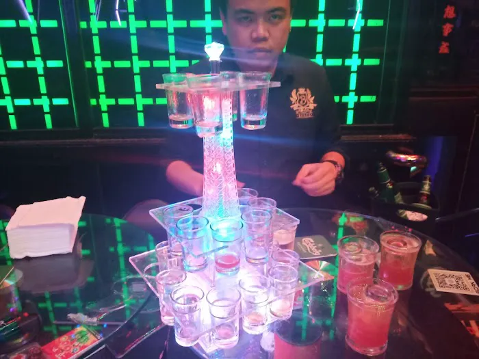Barce Bistro & Lounge Picture 1