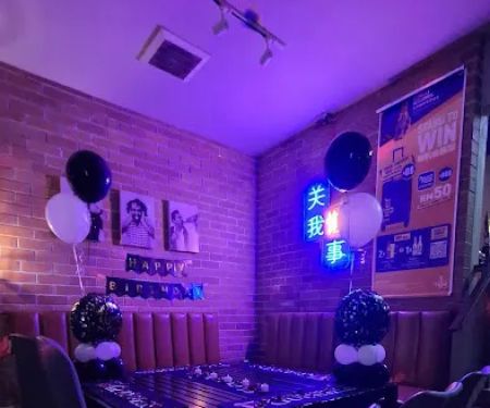 LaF Restaurant & Bar