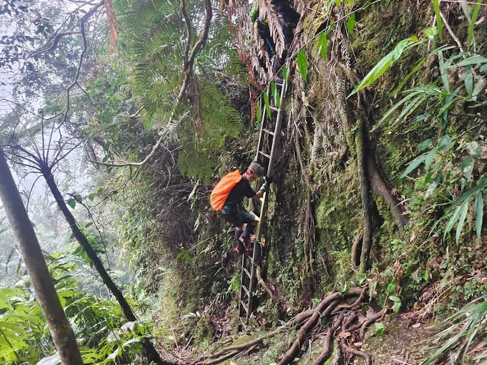 Gunung Batu Putih Picture 4