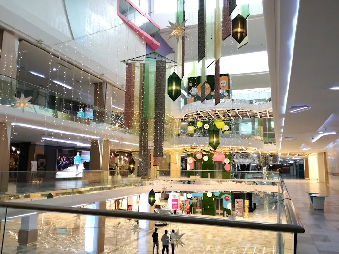 Evolve Concept Mall Picture 5