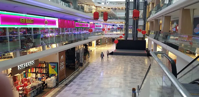 Evolve Concept Mall Picture 6