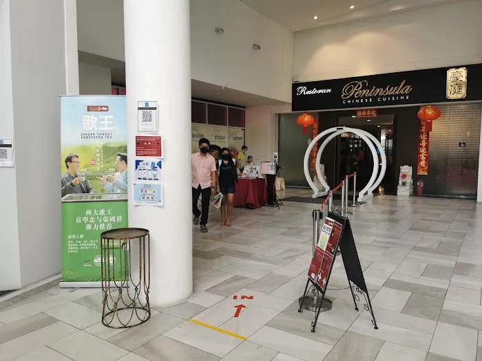 Evolve Concept Mall North Entrance Picture 8