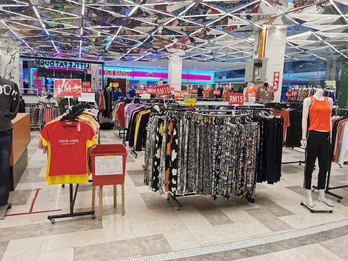 Evolve Concept Mall North Entrance Picture 9