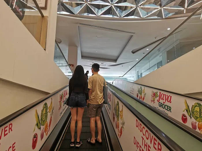 Evolve Concept Mall North Entrance Picture 6