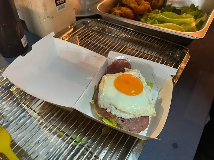 Meat Madness Smashed Burger Picture 5