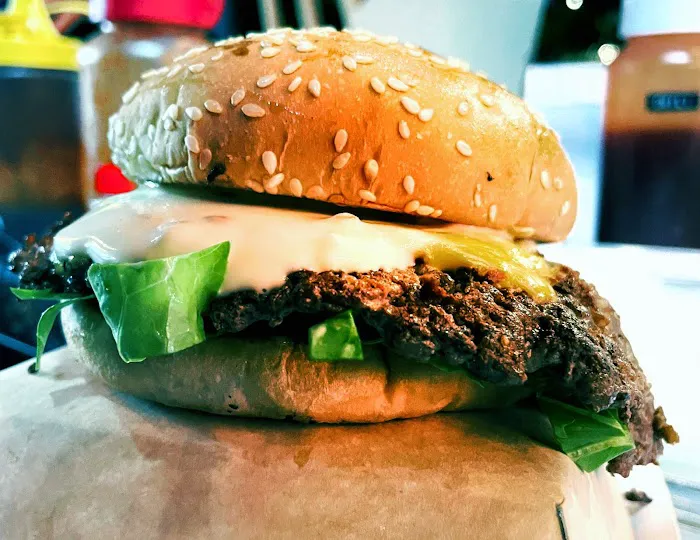 Meat Madness Smashed Burger Picture 3