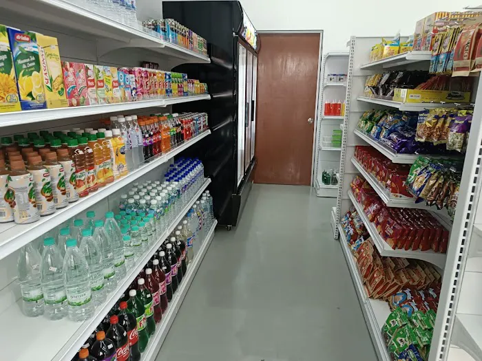 EZ MINI MART Picture 3