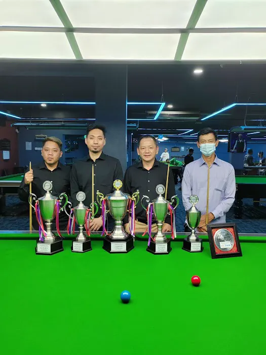 P&E SNOOKER CENTRE Picture 6