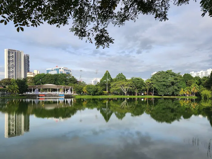 Taman Bandaran Kelana Jaya Picture 1