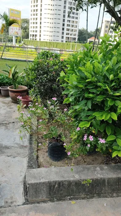 Gardenar Room & Electricity Picture 1