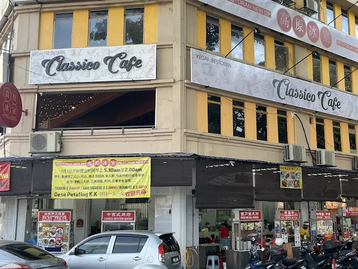 Classico Cafe Picture 8