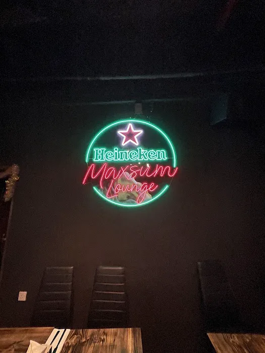 Maxsum Lounge (Kuchai NSK) Picture 4