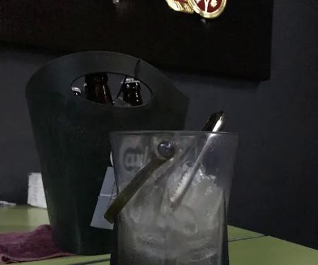 B.Boss Pub & Lounge
