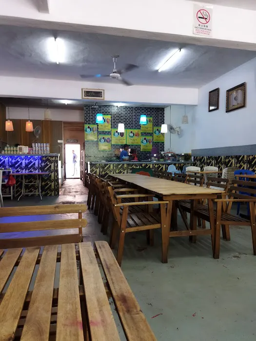 Kedai Sotong Gemuk Pinggiran Putra Picture 1