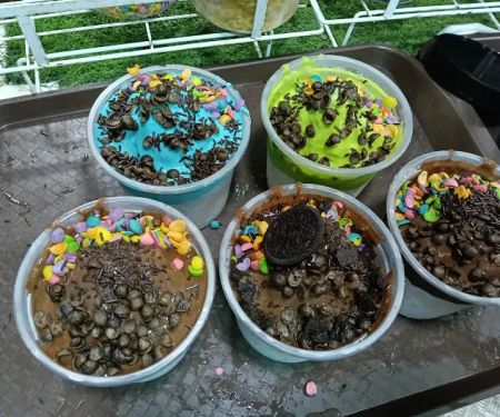 Ais kepal dan susu kental