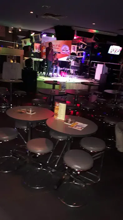 Chakravartty Pub Picture 7