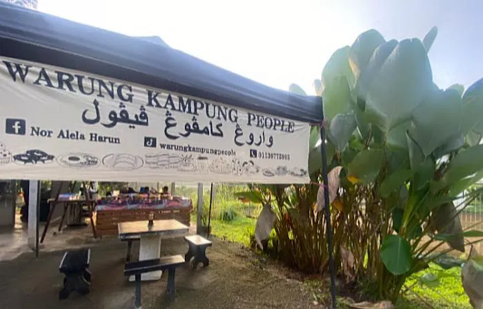 Warung Kampung People Picture 2