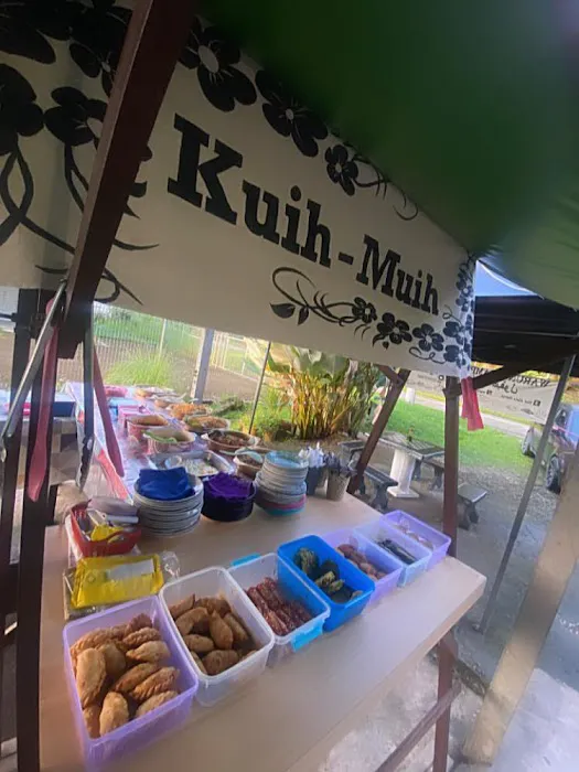 Warung Kampung People Picture 1