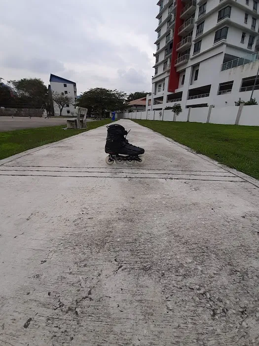 TAMAN SUKAN LUNCUR Picture 6
