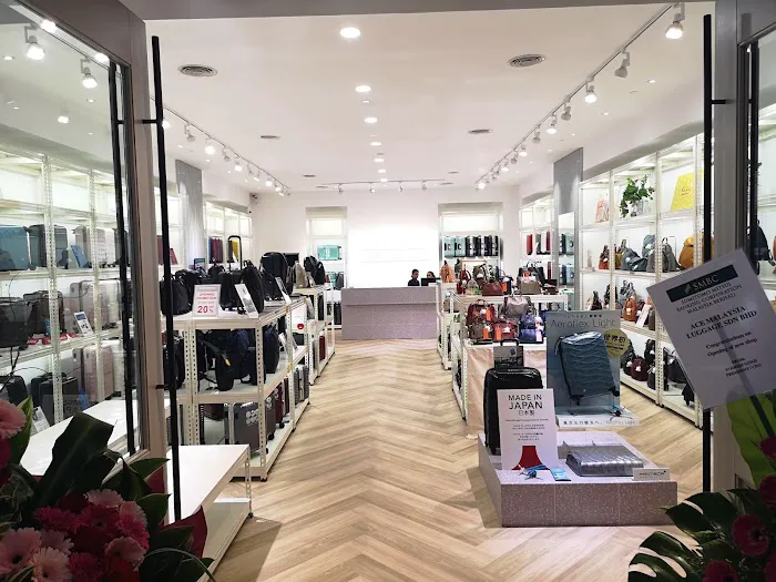 Ace Bags & Luggage The Gardens Mall Picture 8