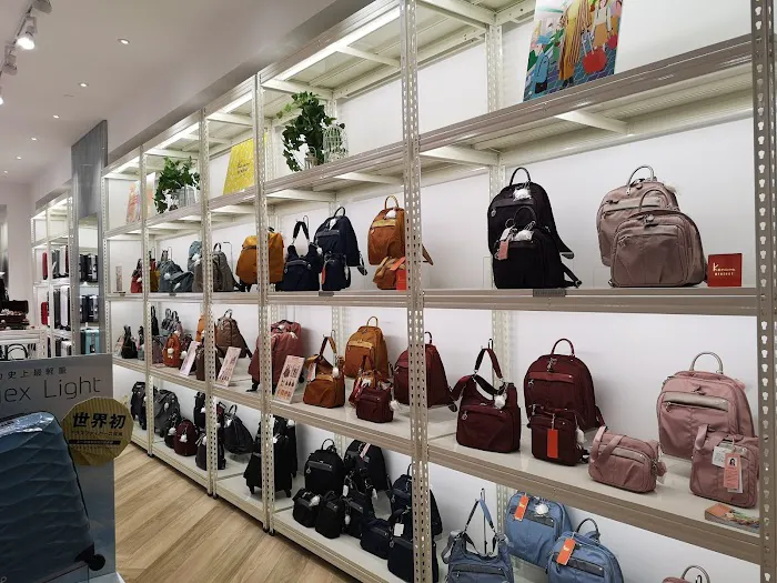Ace Bags & Luggage The Gardens Mall Picture 7