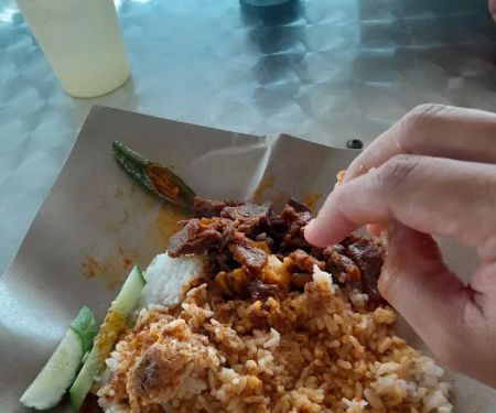 Warung Zaman Dulu-Dulu Tomyum Seafood