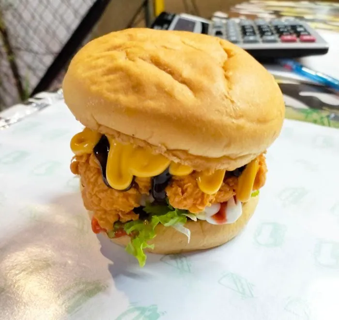 ZR Burger Crispy Picture 7