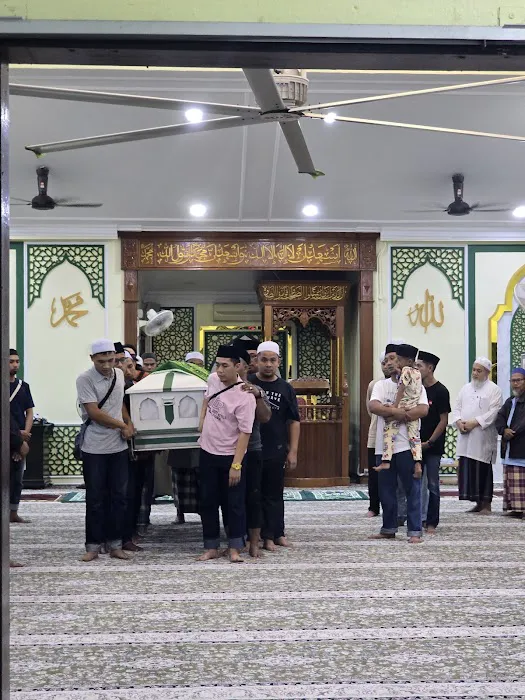 FELDA Bukit Cerakah Mosque Picture 7