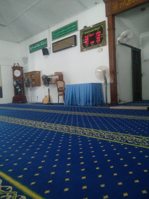 FELDA Bukit Cerakah Mosque Picture 9
