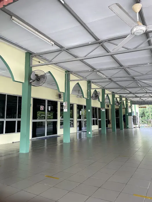 FELDA Bukit Cerakah Mosque Picture 4