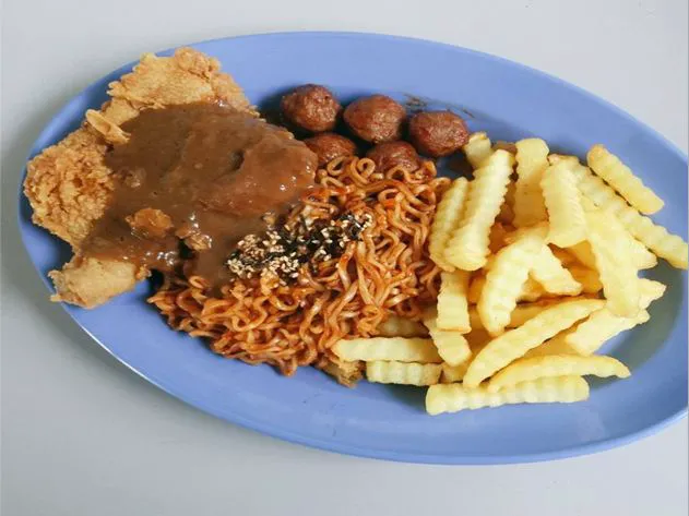 Restoran Anis Tomyam kampung selatang kerayong bera Pahang Picture 3