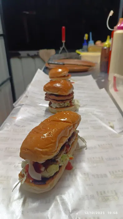 MZR BURGER Picture 5