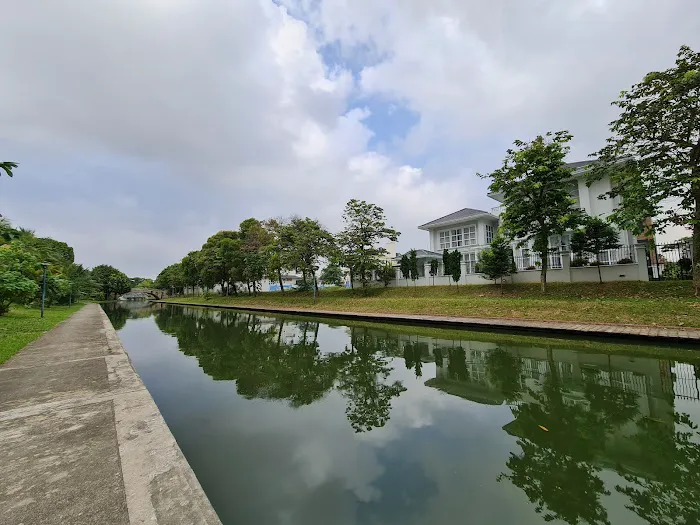 Ambang Botanik Lake Garden Picture 2