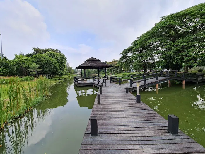 Ambang Botanik Lake Garden Picture 6
