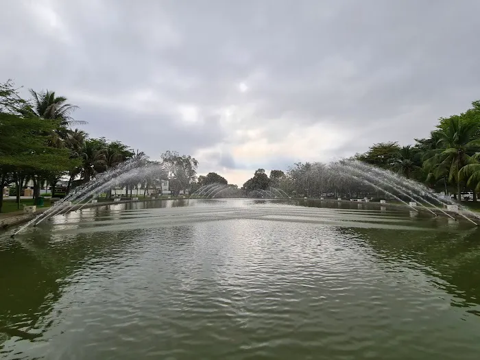 Ambang Botanik Lake Garden Picture 8