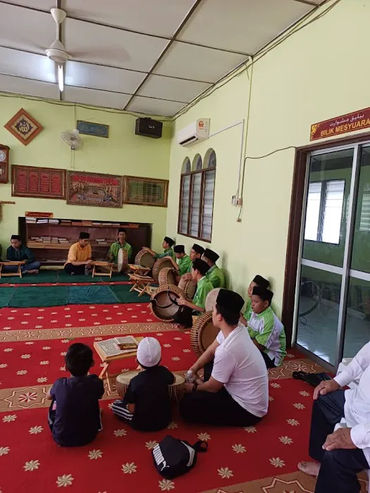 Surau Kampung Lembak Picture 1