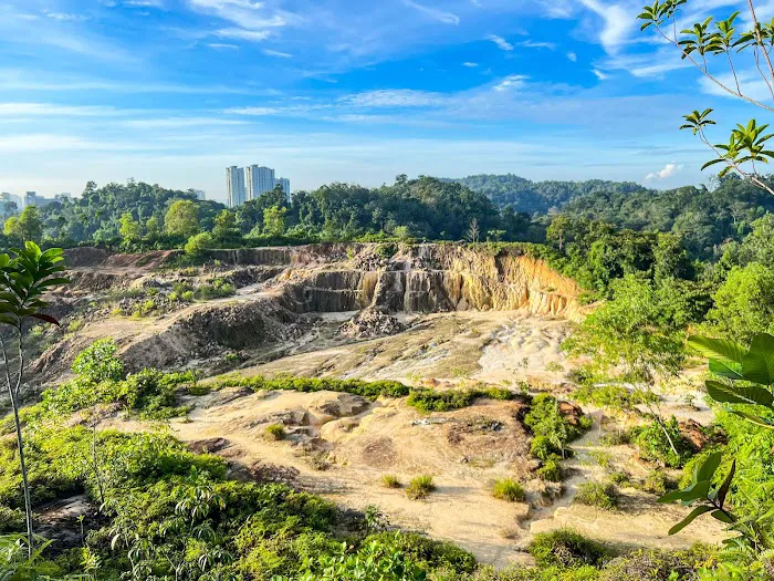 Sri Bintang Hill Trail Picture 4