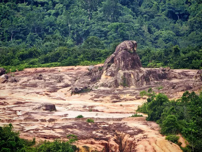 Lonely Rock Picture 3