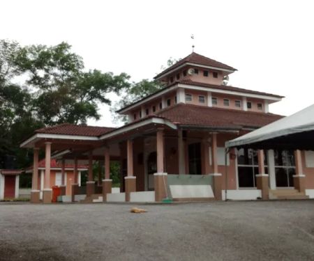 Surau Kampung Tanjung